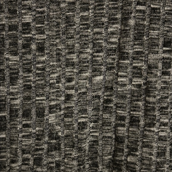 Banana Republic Textured Charcoal Turtleneck Sweater, Small - Picture 4 of 5